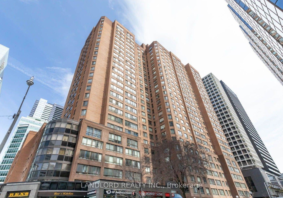 633-bay-street-toronto-toronto-ontario-c13809924