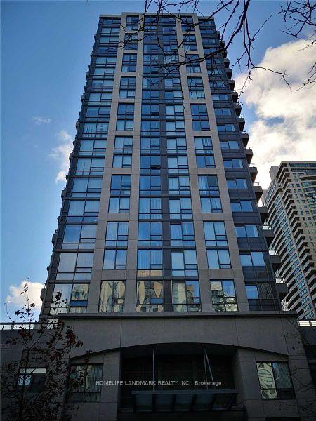 35-hollywood-avenue-toronto-north-york-ontario-c13809948