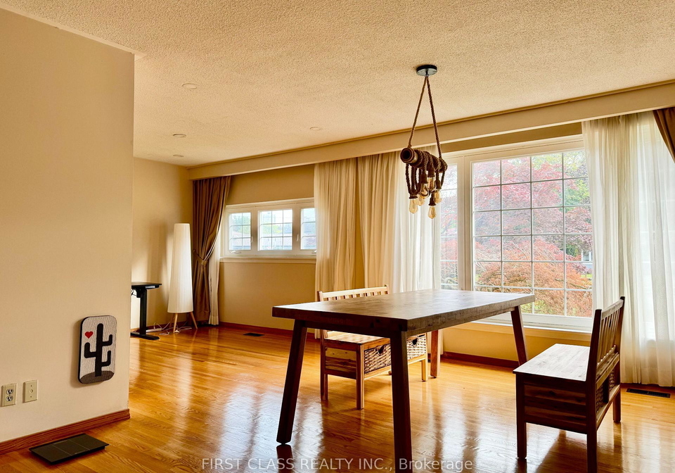 64-grove-park-crescent-toronto-north-york-ontario-c13810382