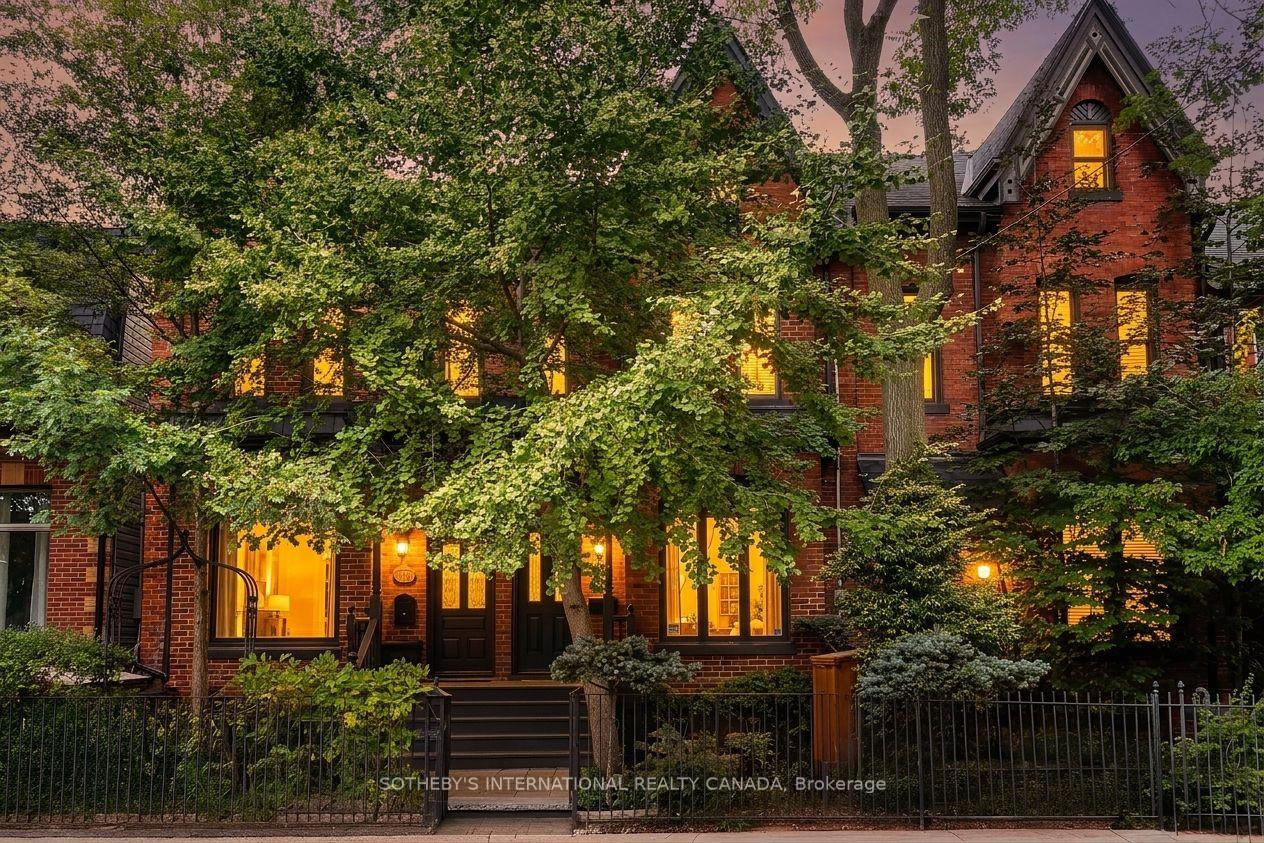 140-spruce-street-toronto-toronto-ontario-c13810416