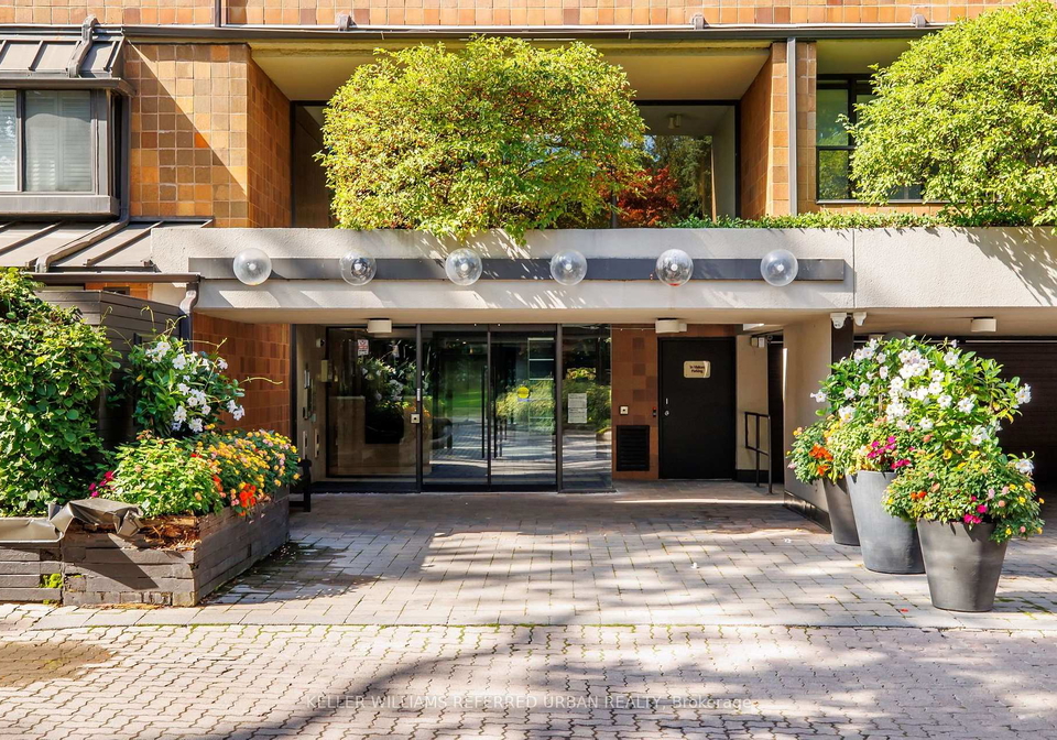 40-oaklands-avenue-toronto-toronto-ontario-c13810582