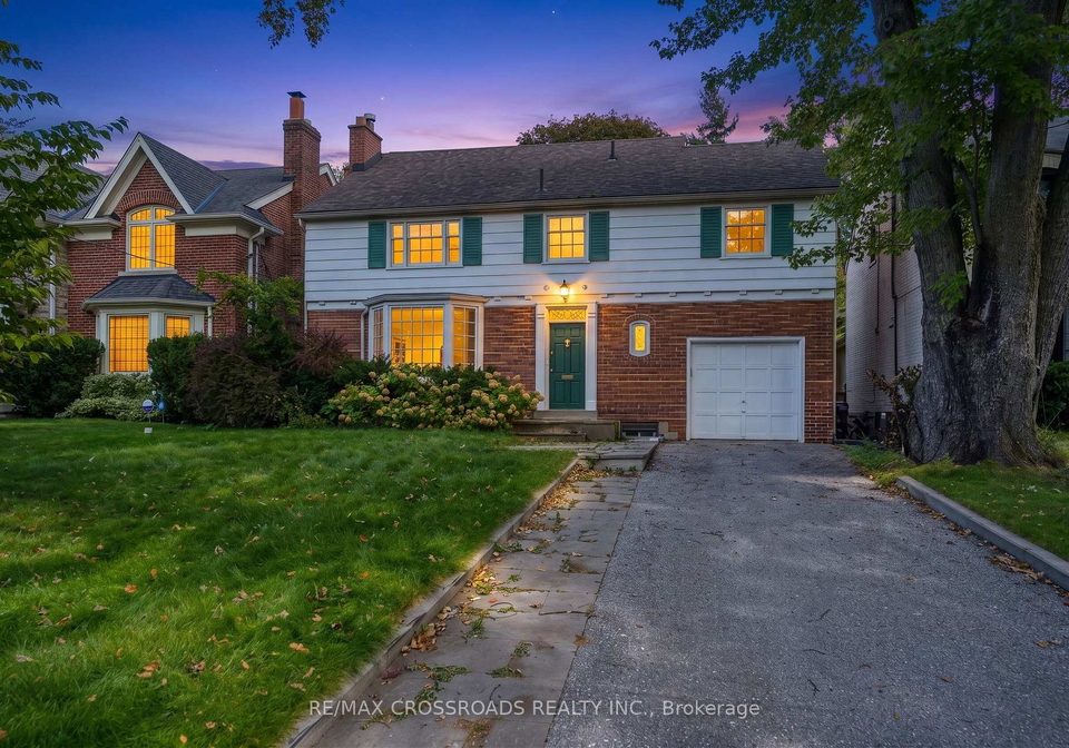19-strathgowan-crescent-toronto-toronto-ontario-c13811232