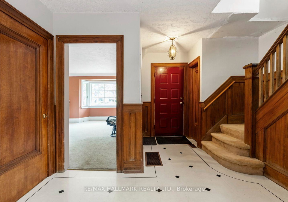 48-chatsworth-drive-toronto-toronto-ontario-c13811254
