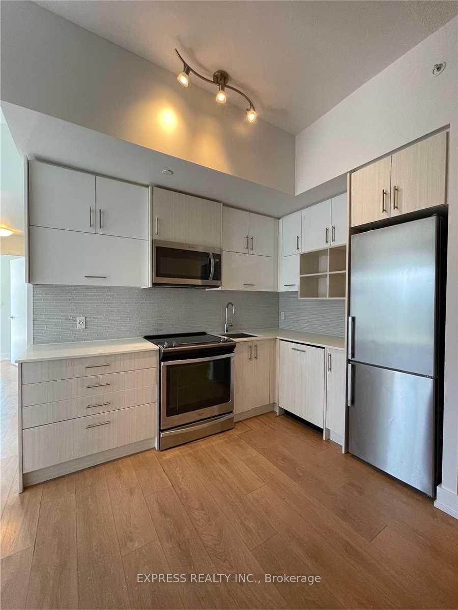 128-fairview-mall-drive-toronto-north-york-ontario-c13811510