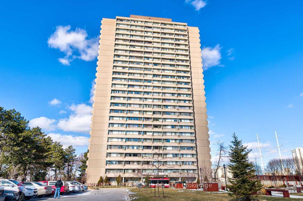 735-don-mills-road-toronto-east-york-ontario-c13811570