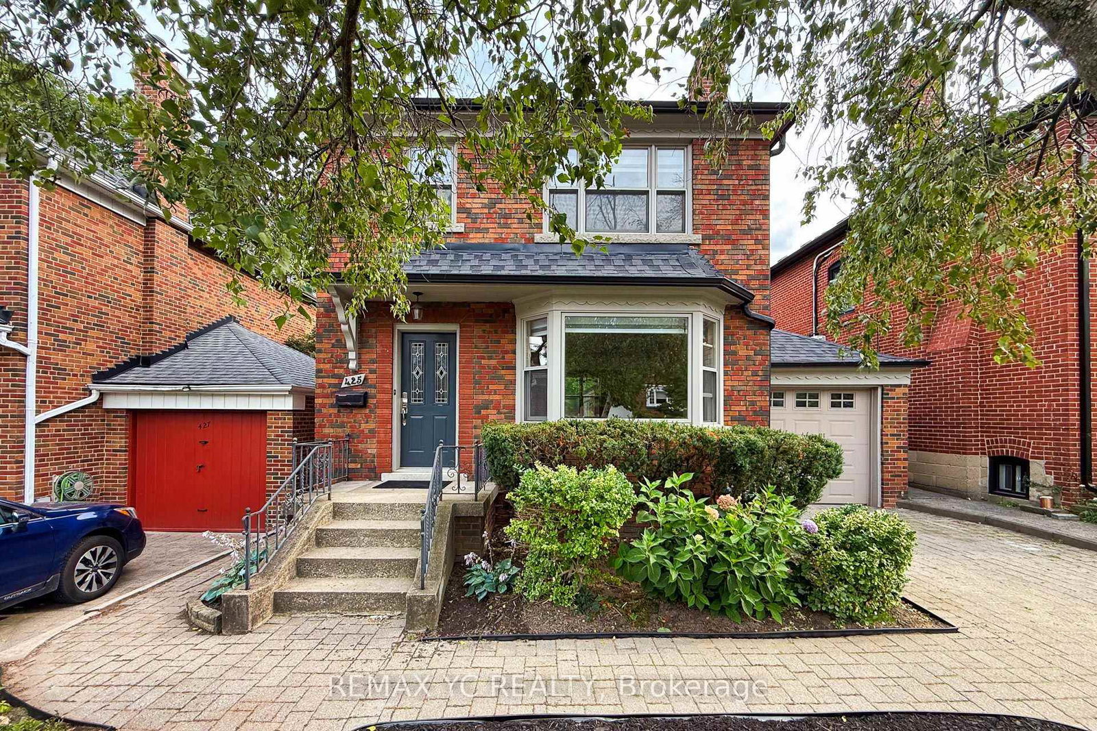 425-broadway-avenue-toronto-east-york-ontario-c13811904