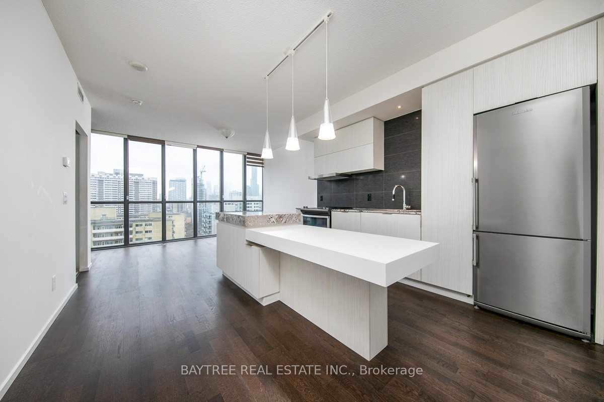 101-charles-street-e-toronto-toronto-ontario-c13812360