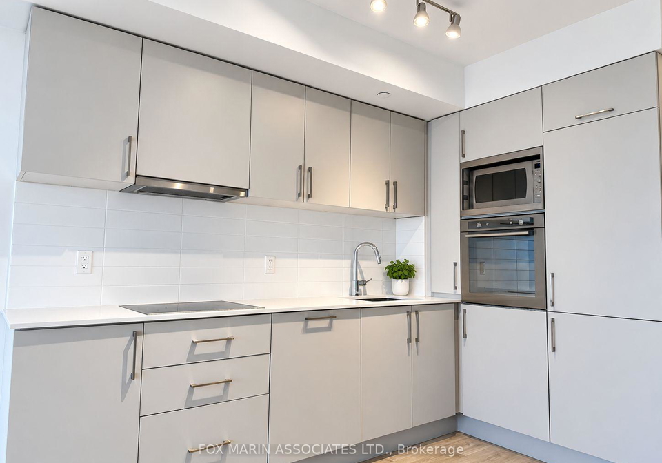 27-bathurst-street-toronto-toronto-ontario-c13812696