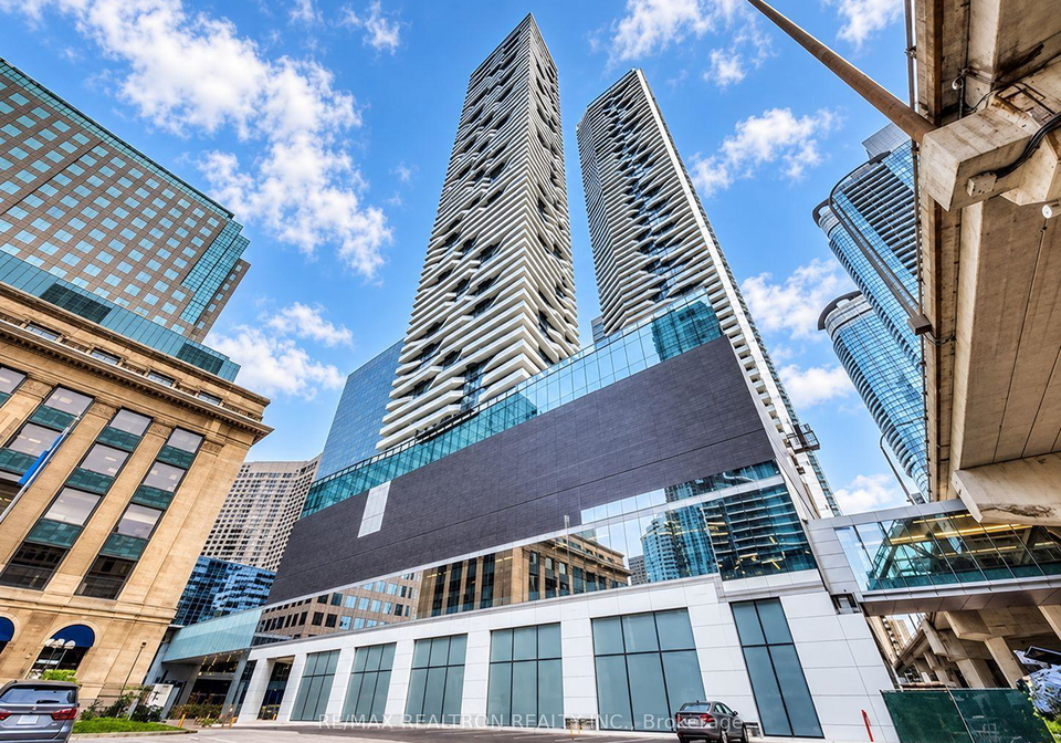 88-harbour-street-toronto-toronto-ontario-c13813052