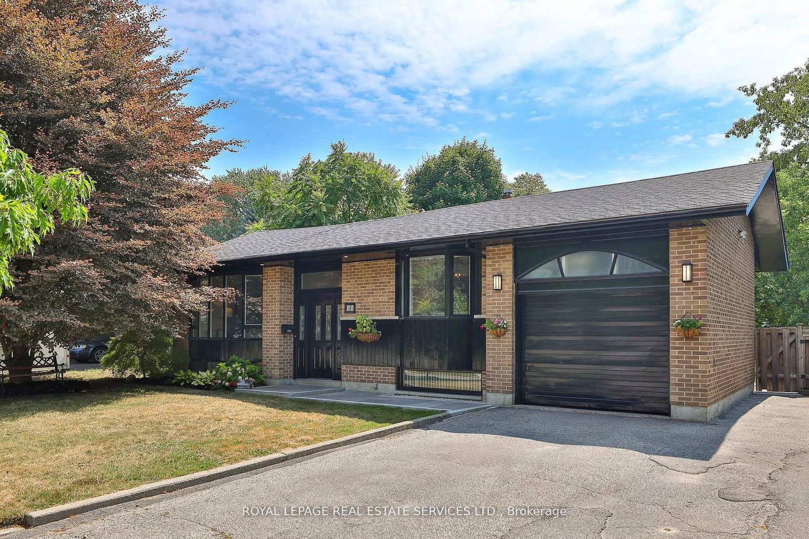 45-doonaree-drive-toronto-north-york-ontario-c13813076