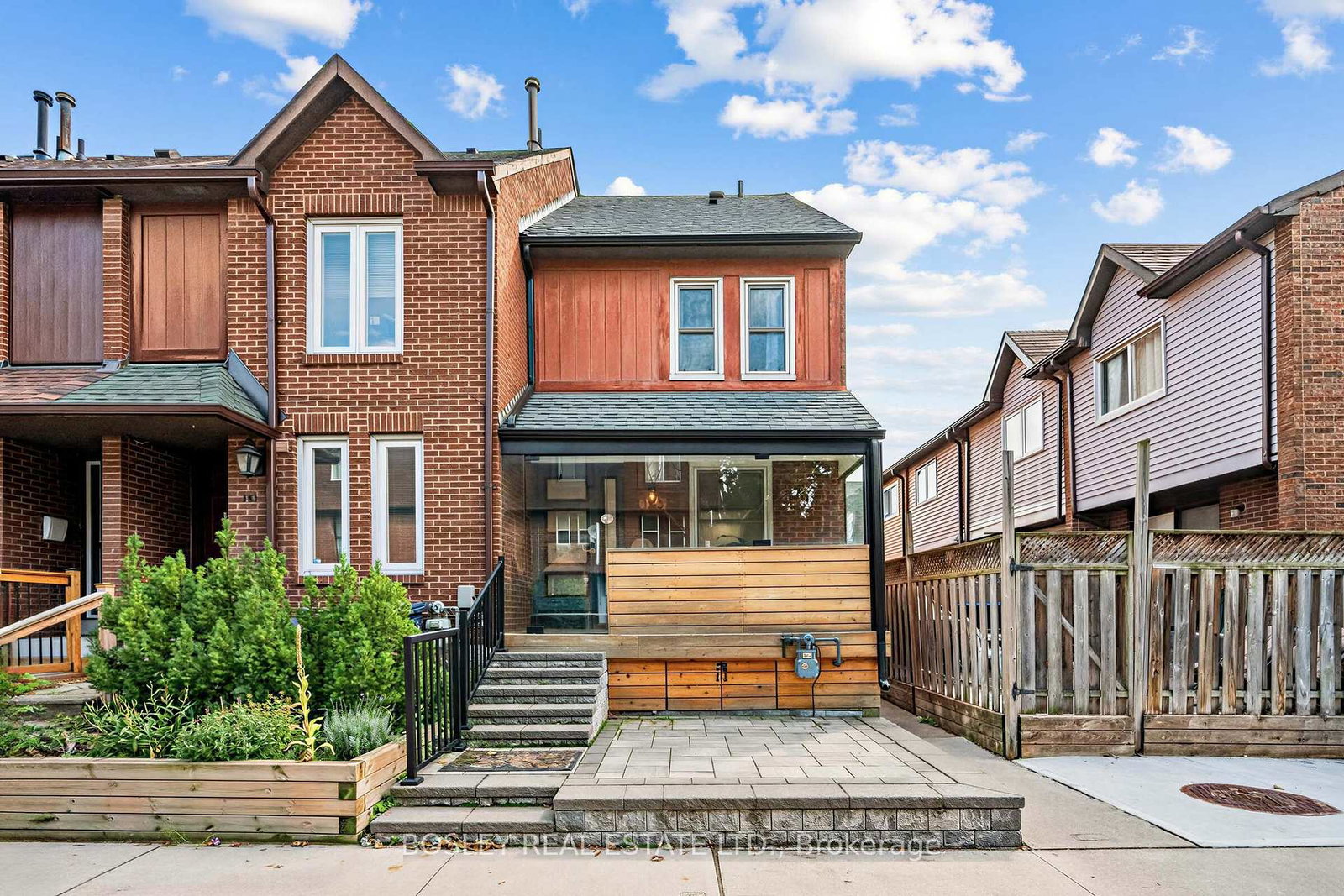 153-lambertlodge-avenue-toronto-toronto-ontario-c13813094