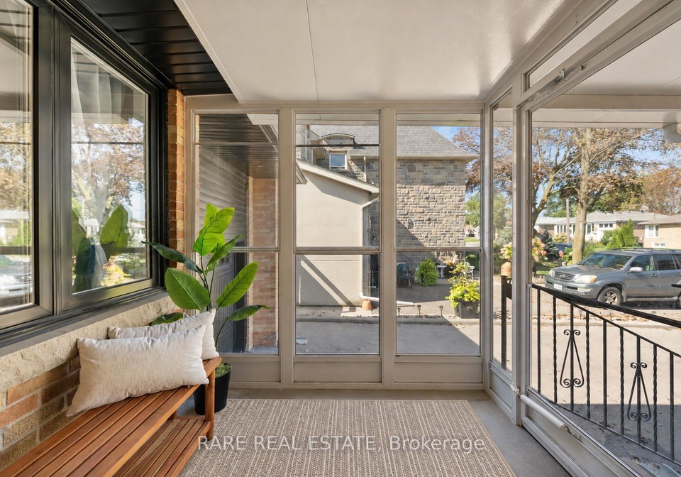 35-kennard-avenue-toronto-toronto-ontario-c13813122