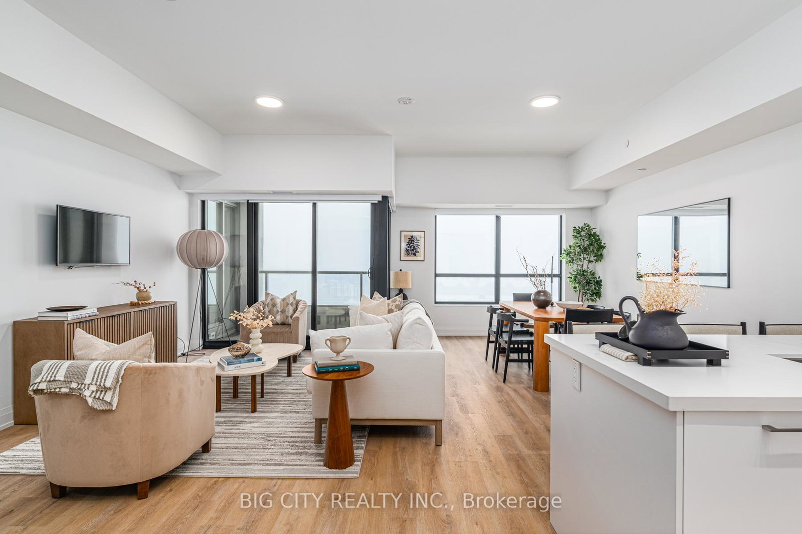 36-brentcliffe-road-toronto-east-york-ontario-c13813946