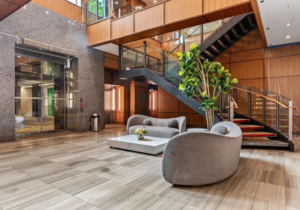 111-st-clair-avenue-w-toronto-toronto-ontario-c13814322