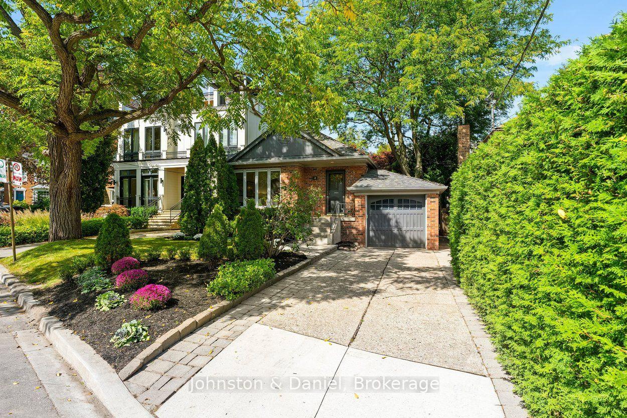 4-lyndhurst-court-toronto-toronto-ontario-c13814326