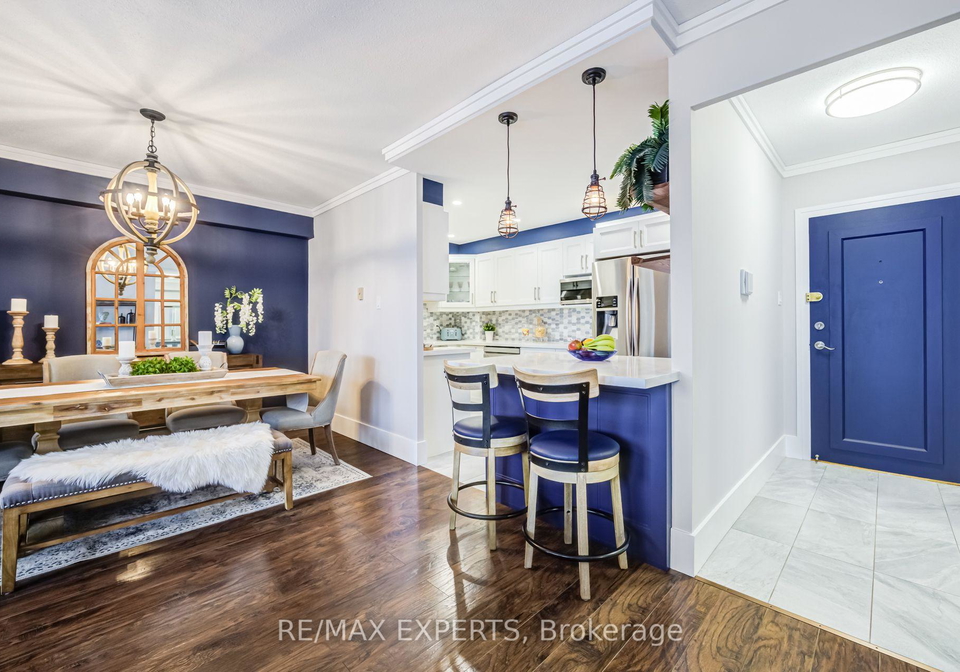 130-neptune-drive-toronto-toronto-ontario-c13814494