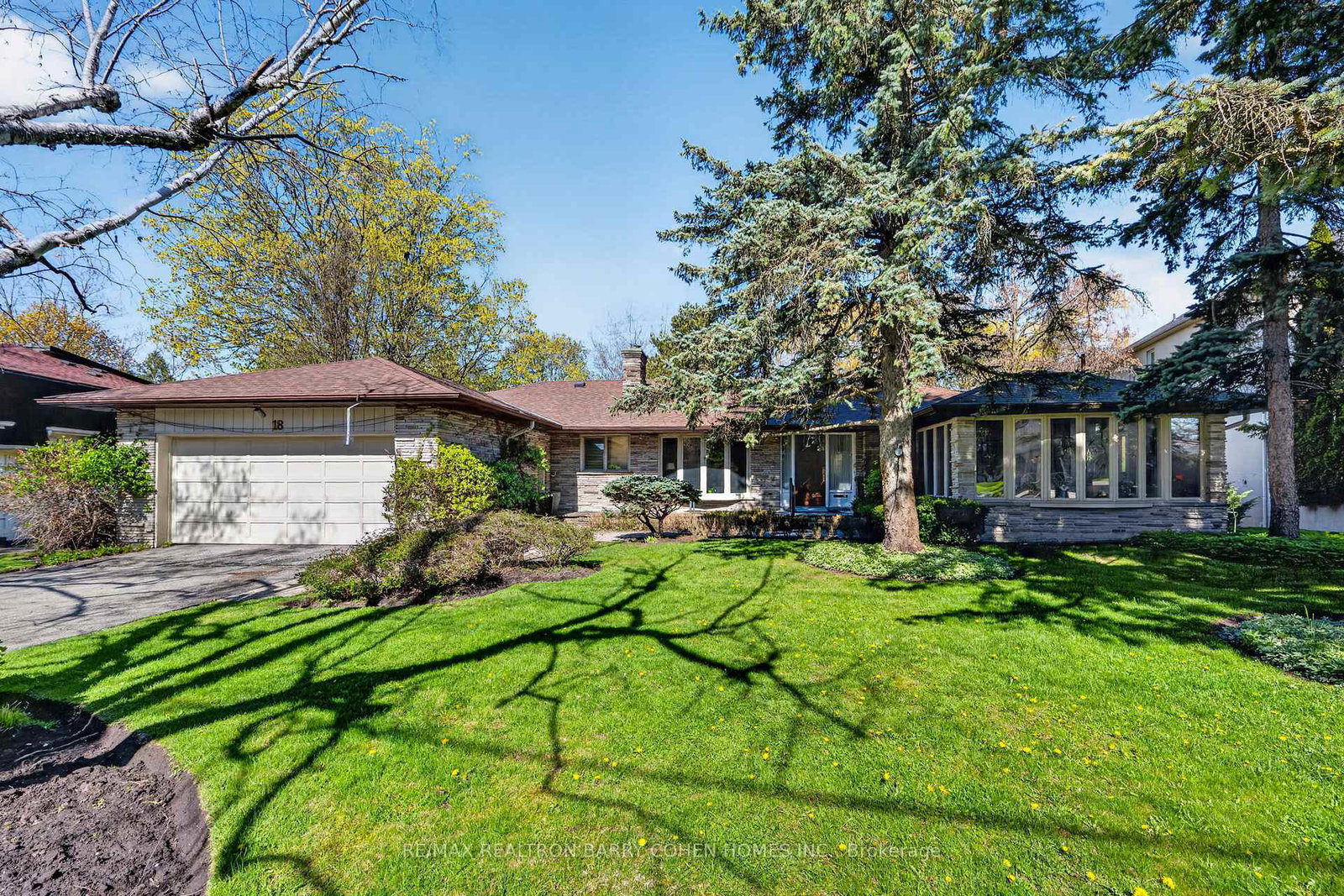 18-brian-cliff-drive-toronto-north-york-ontario-c13814606