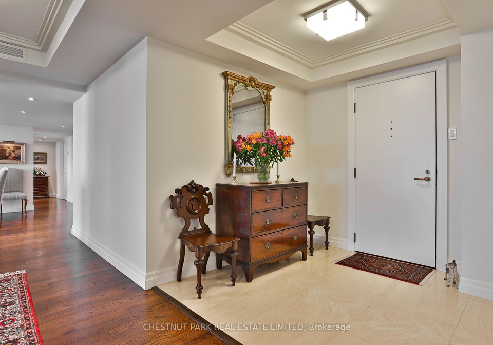 61-st-clair-avenue-w-toronto-toronto-ontario-c13814642