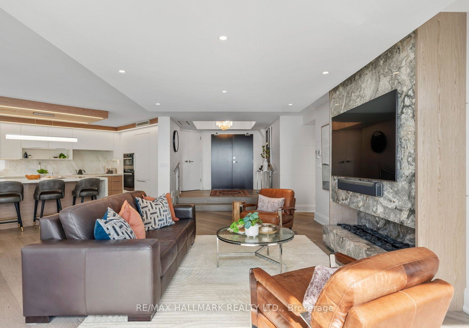 240-heath-street-w-toronto-toronto-ontario-c13814718