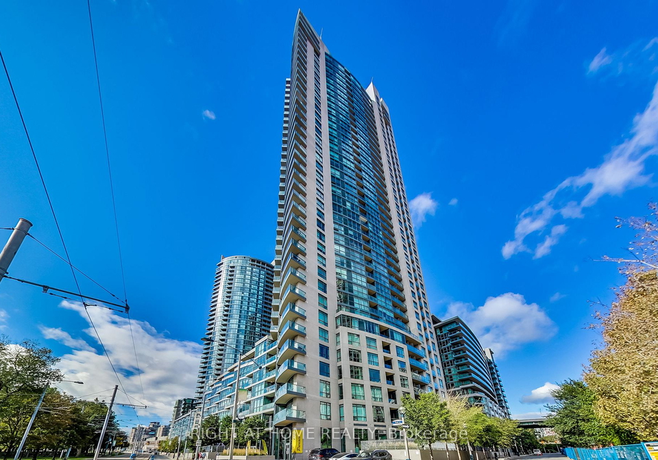 215-fort-york-boulevard-toronto-toronto-ontario-c13814938