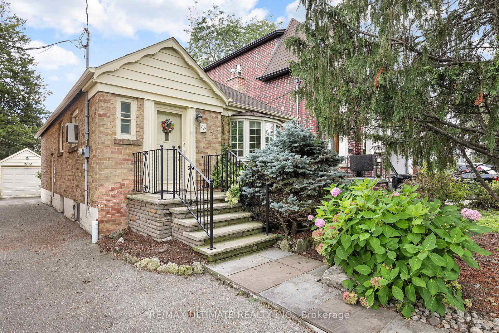 191-glenvale-boulevard-toronto-east-york-ontario-c13815320