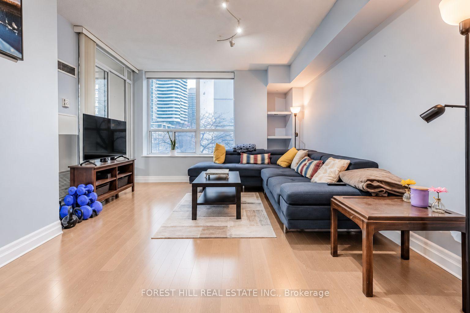 70-alexander-street-toronto-toronto-ontario-c13815522