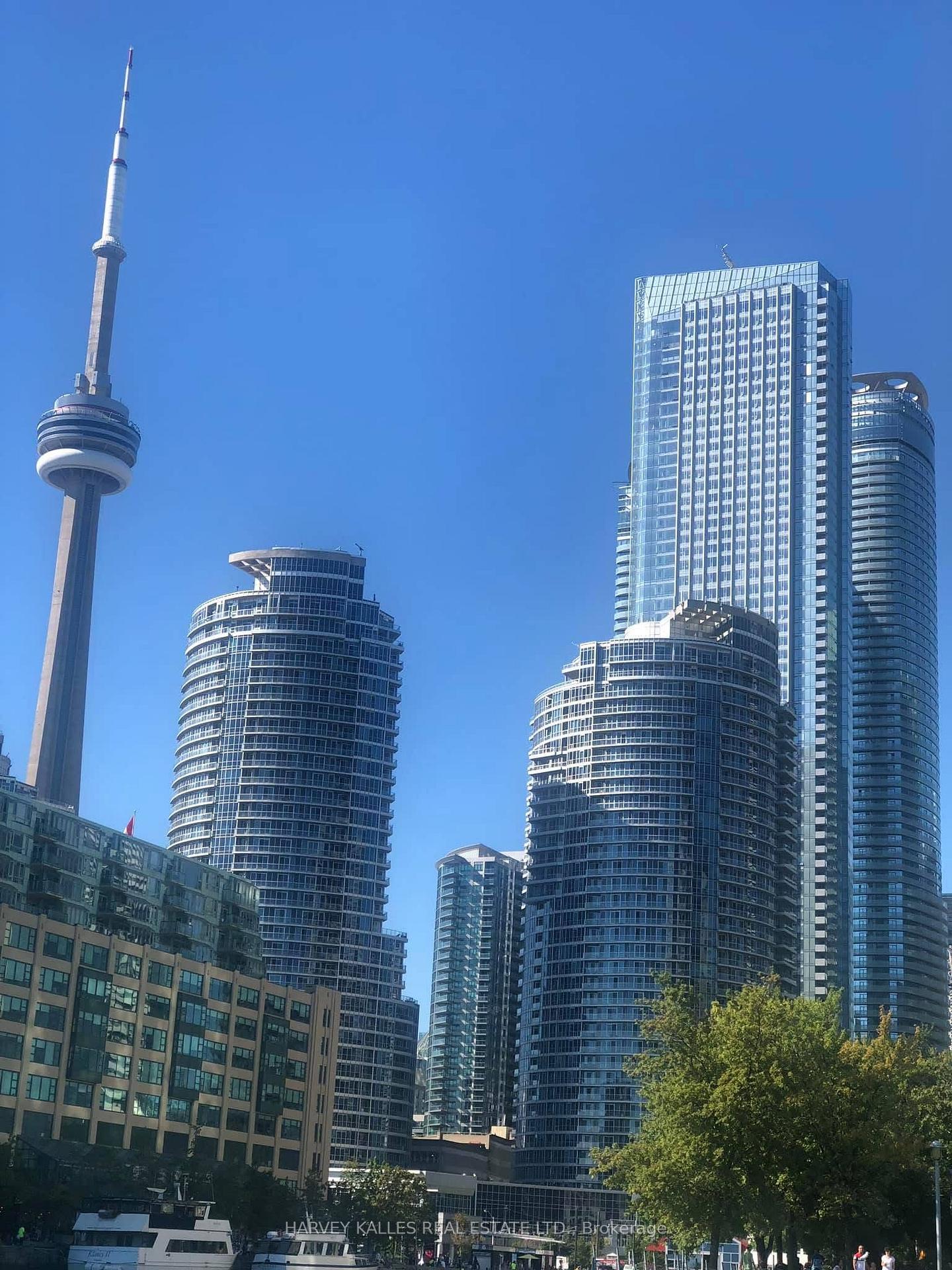8-york-street-toronto-toronto-ontario-c13816046
