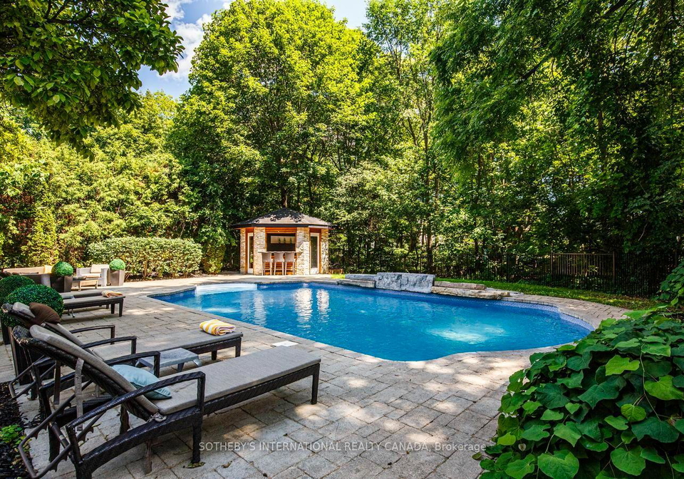21-denver-crescent-toronto-north-york-ontario-c13816146
