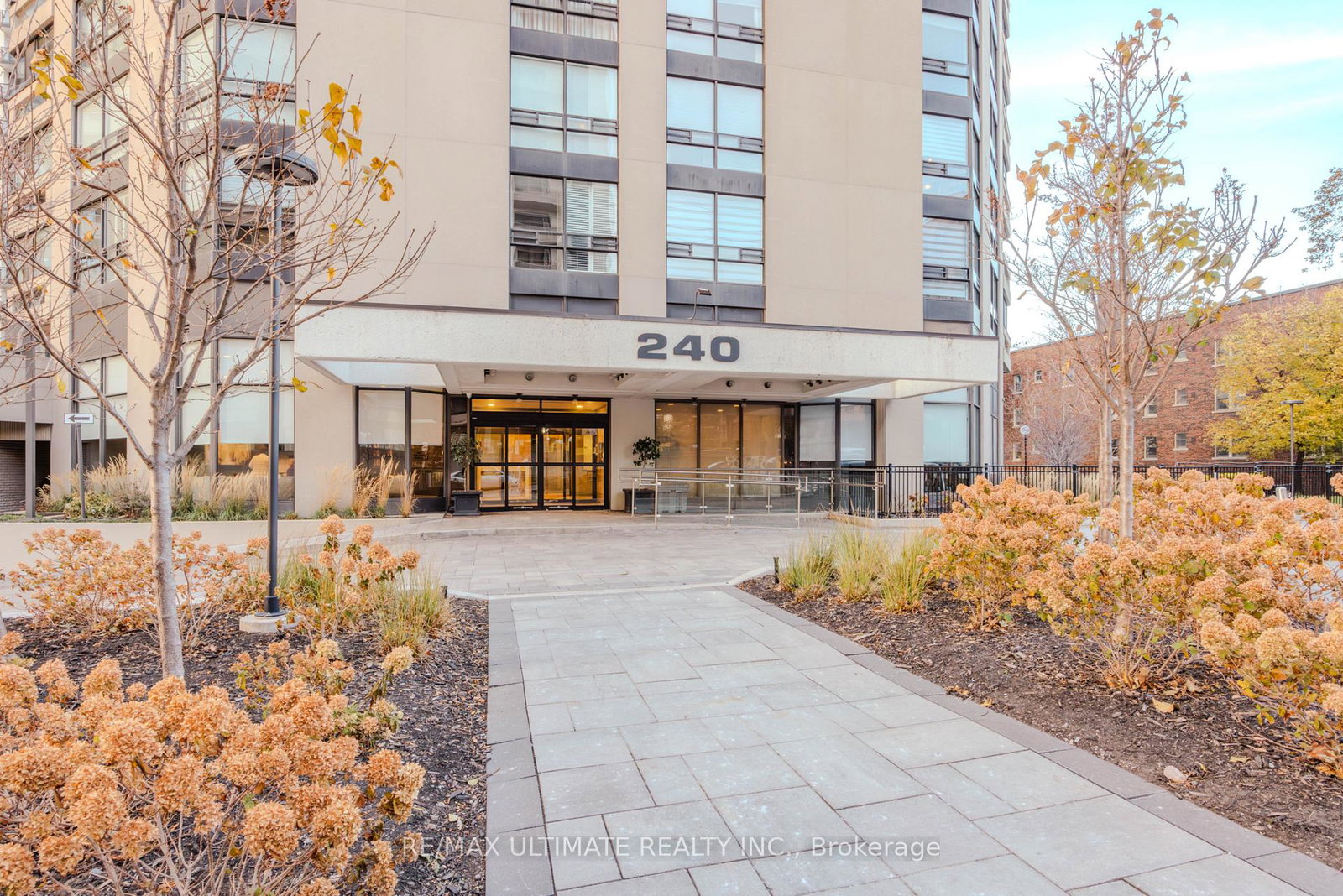 240-heath-street-w-toronto-toronto-ontario-c13816332
