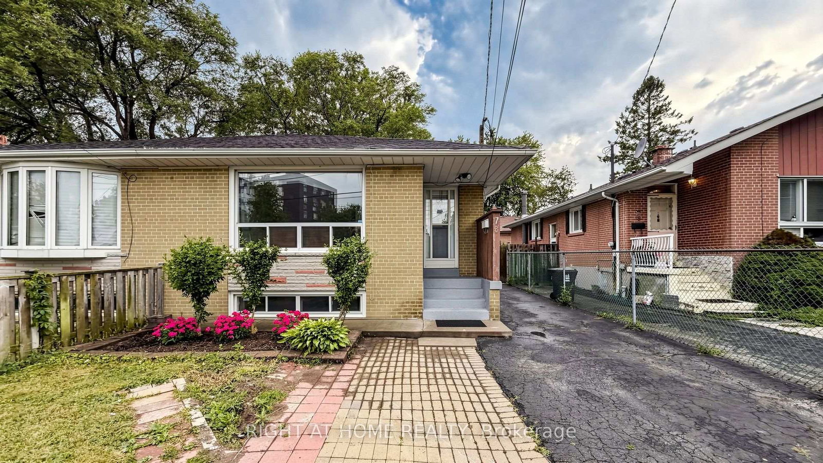 76-fenside-drive-toronto-north-york-ontario-c13816654