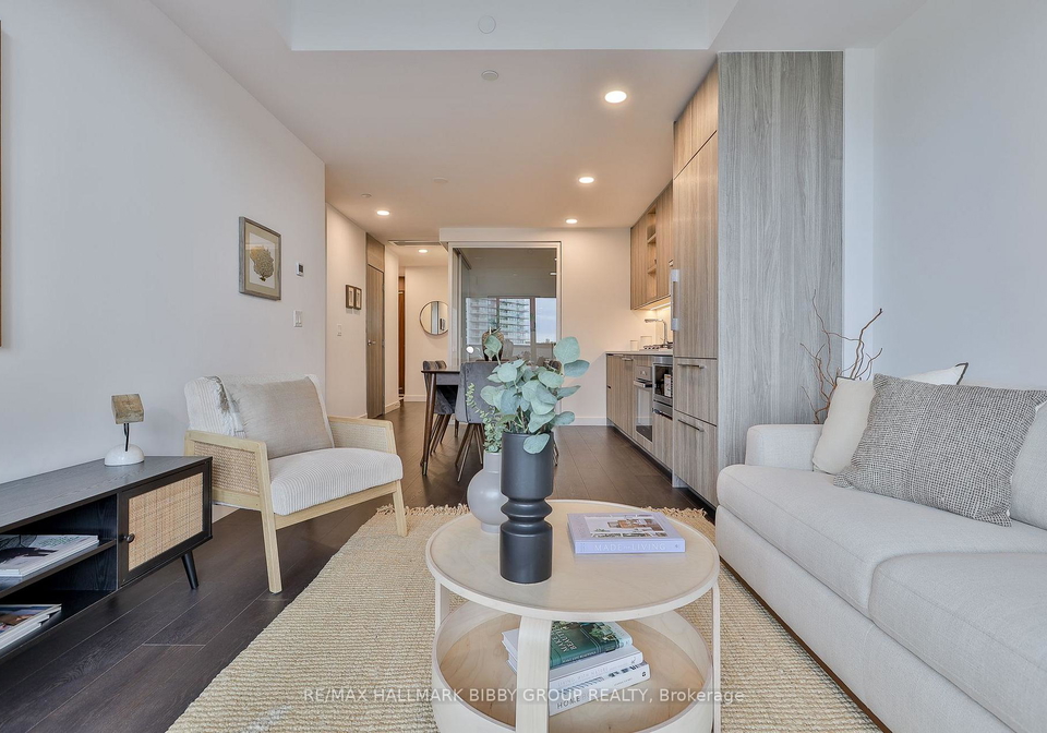 18-esther-shiner-boulevard-toronto-north-york-ontario-c13817816