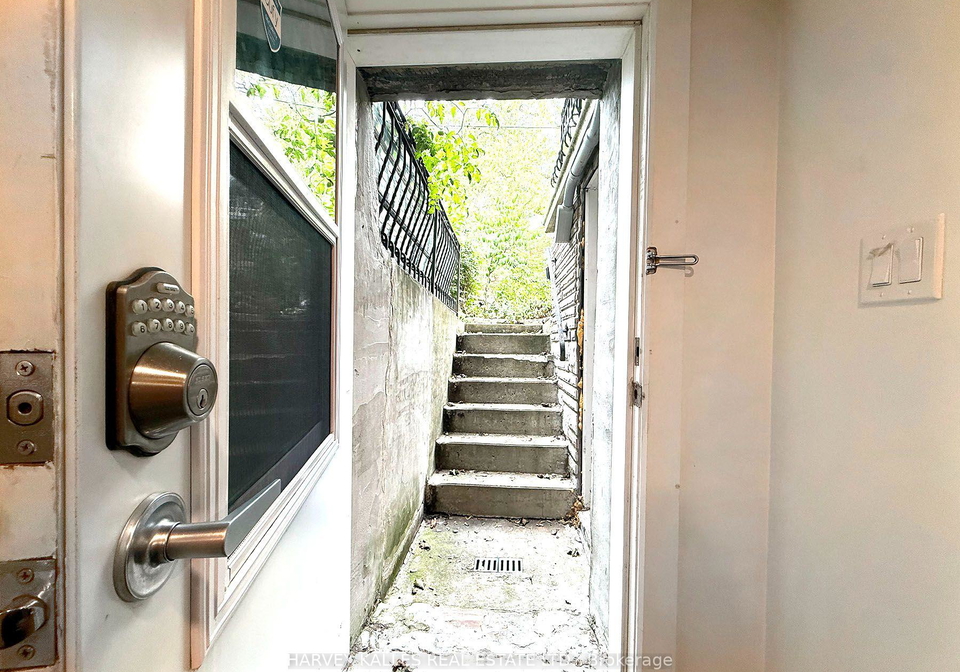488-lansdowne-avenue-toronto-toronto-ontario-c13818454