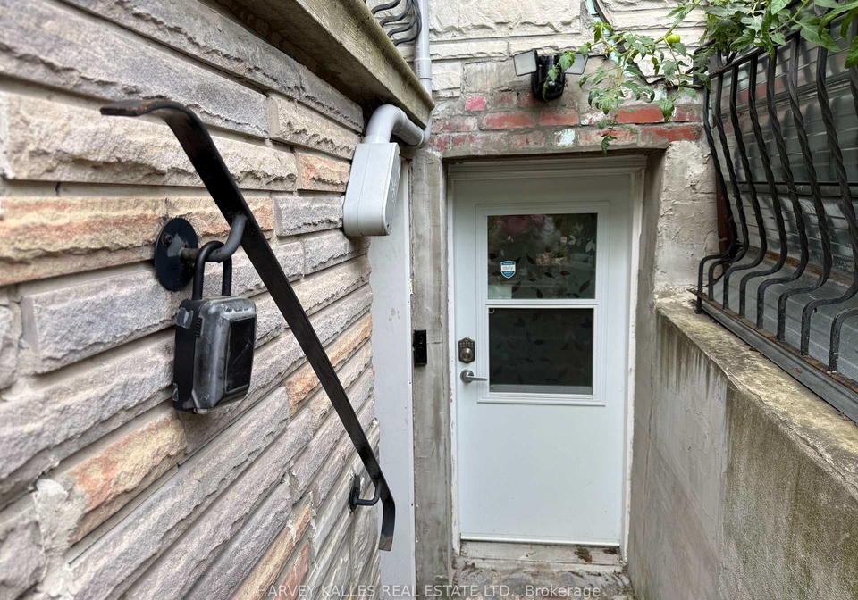 488-lansdowne-avenue-toronto-toronto-ontario-c13818454