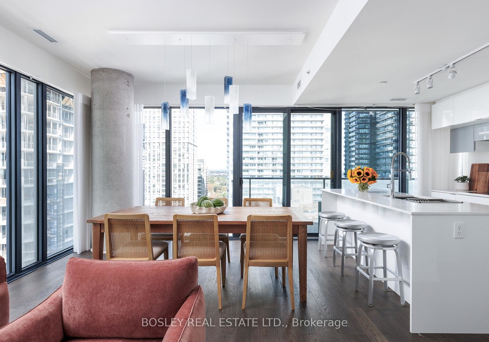 185-roehampton-avenue-toronto-toronto-ontario-c13818592