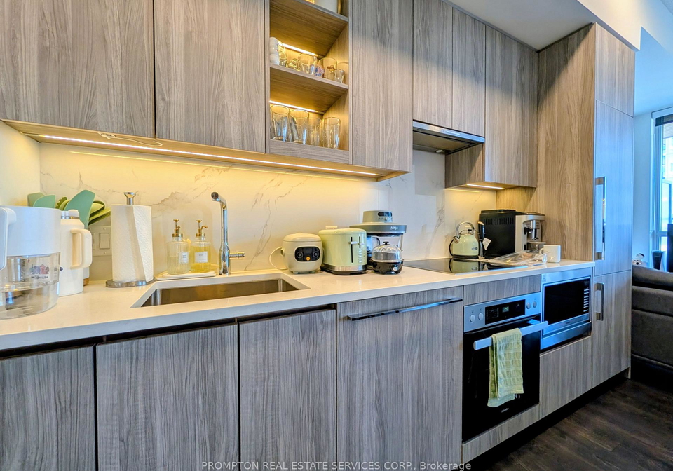 27-mcmahon-drive-toronto-north-york-ontario-c13819006