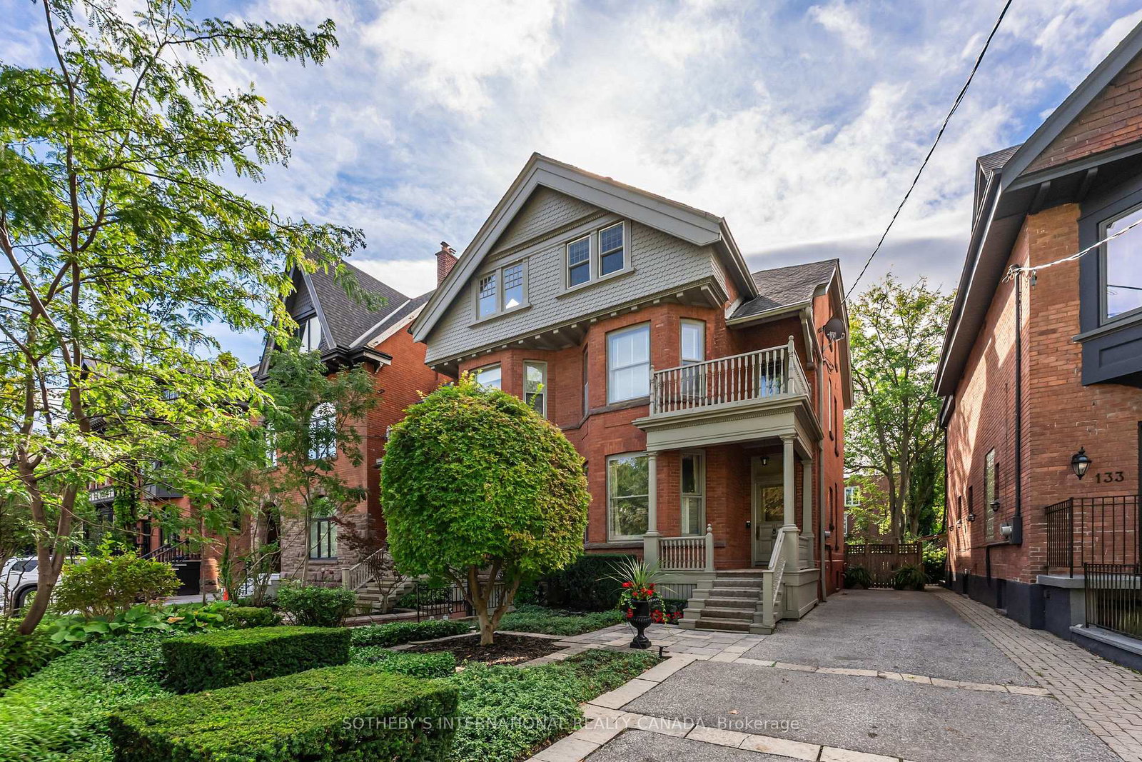 135-roxborough-street-e-toronto-toronto-ontario-c13820078
