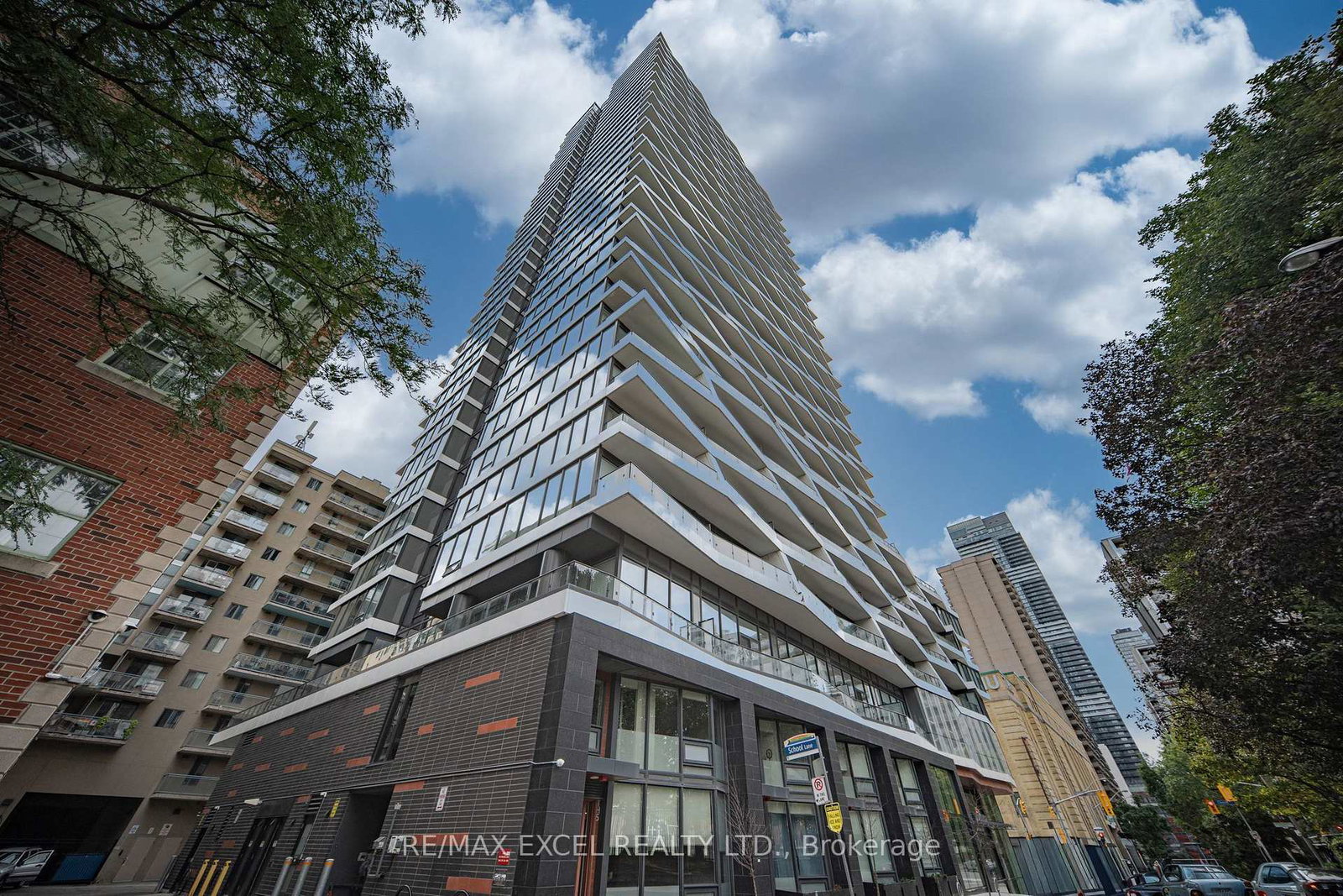 85-wood-street-toronto-toronto-ontario-c13820462