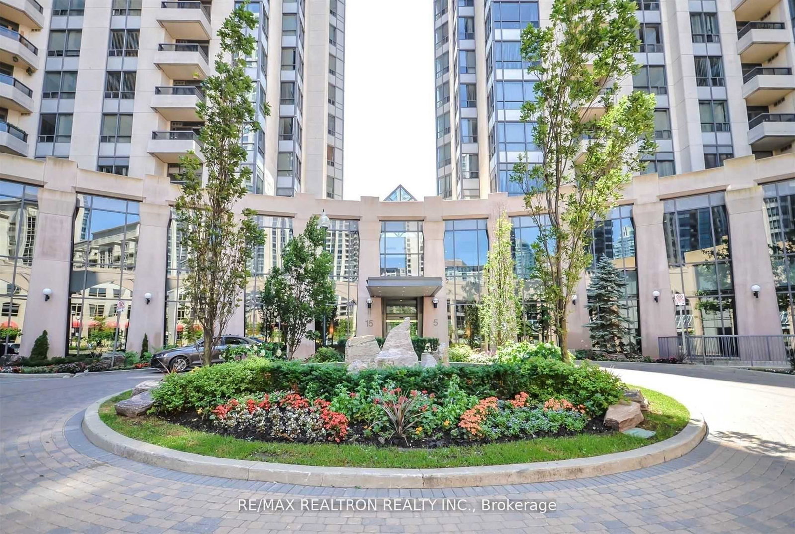5-northtown-way-toronto-north-york-ontario-c13820472