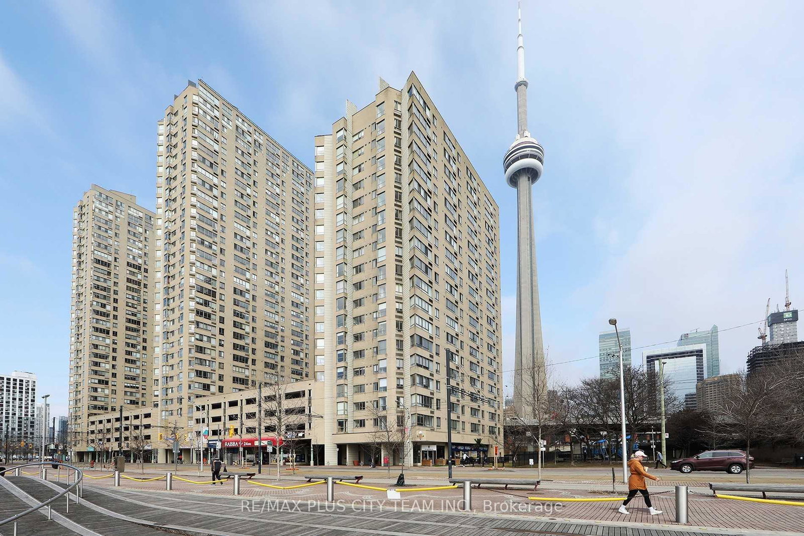 250-queens-quay-street-w-toronto-toronto-ontario-c13820818