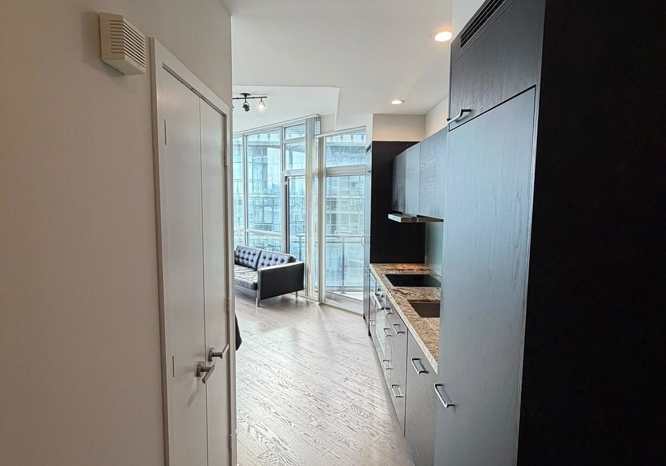 45-charles-street-e-toronto-toronto-ontario-c13821750