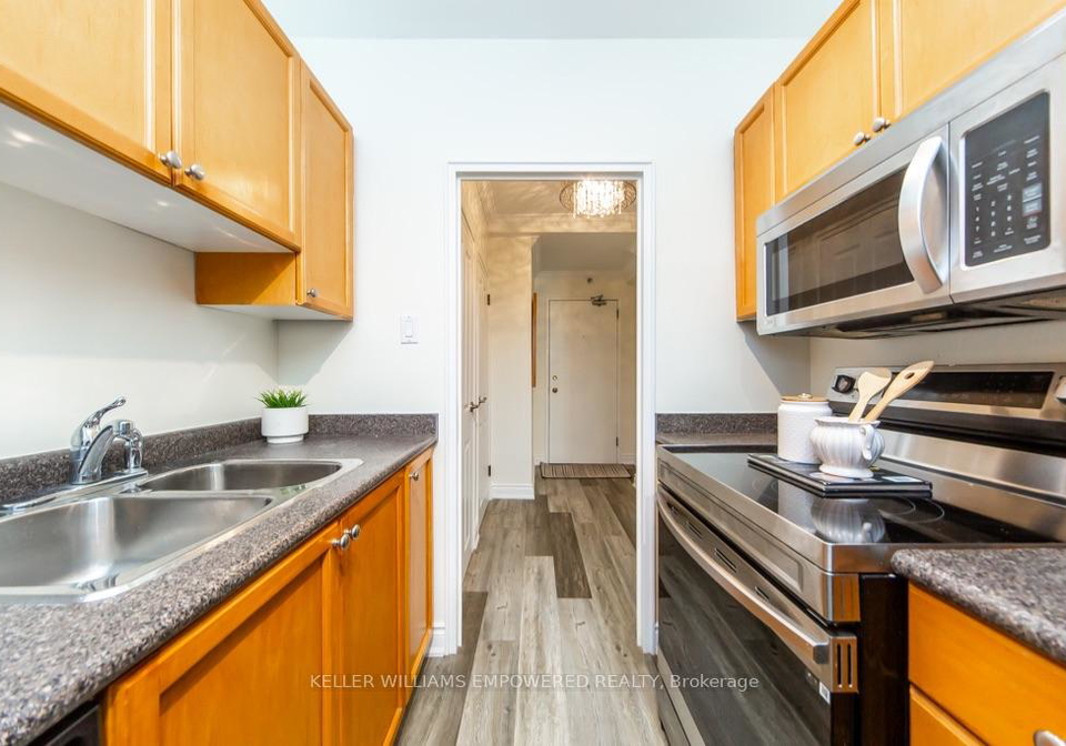 740-eglinton-avenue-w-toronto-toronto-ontario-c13821822