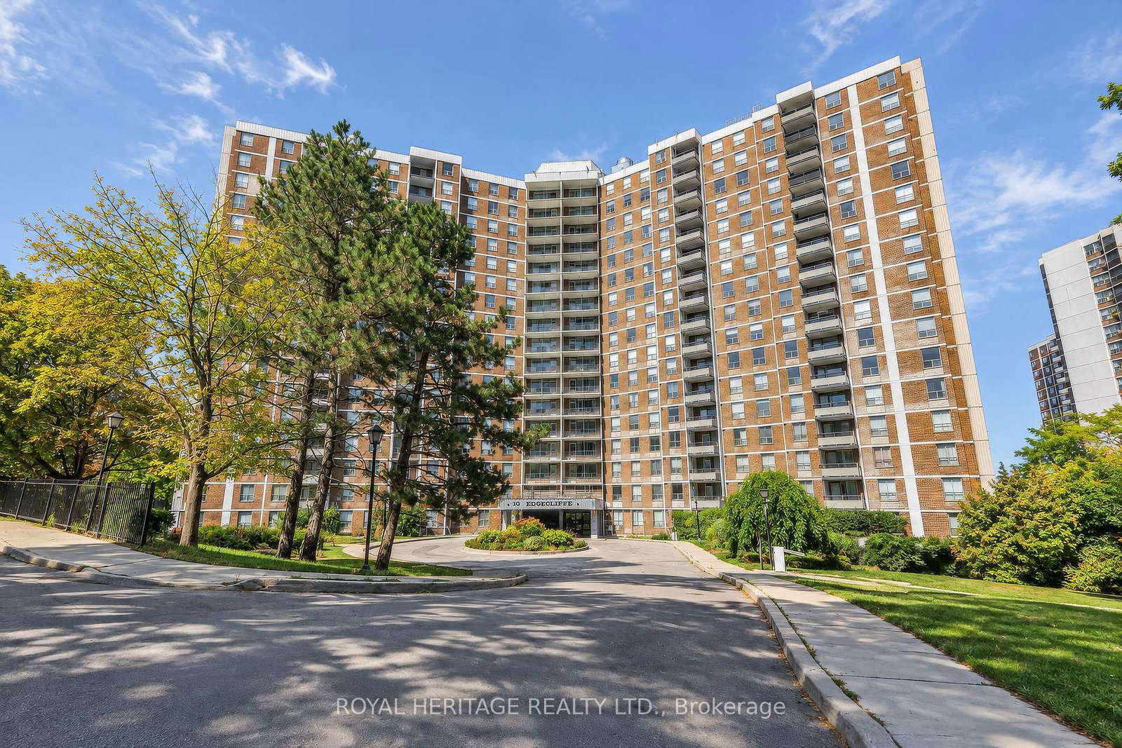 10-edgecliff-golfway-toronto-east-york-ontario-c13822202