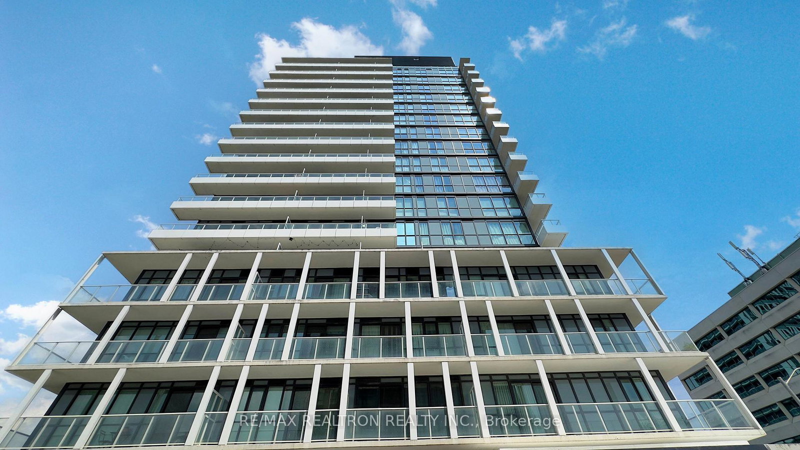 180-fairview-mall-drive-toronto-north-york-ontario-c13823090
