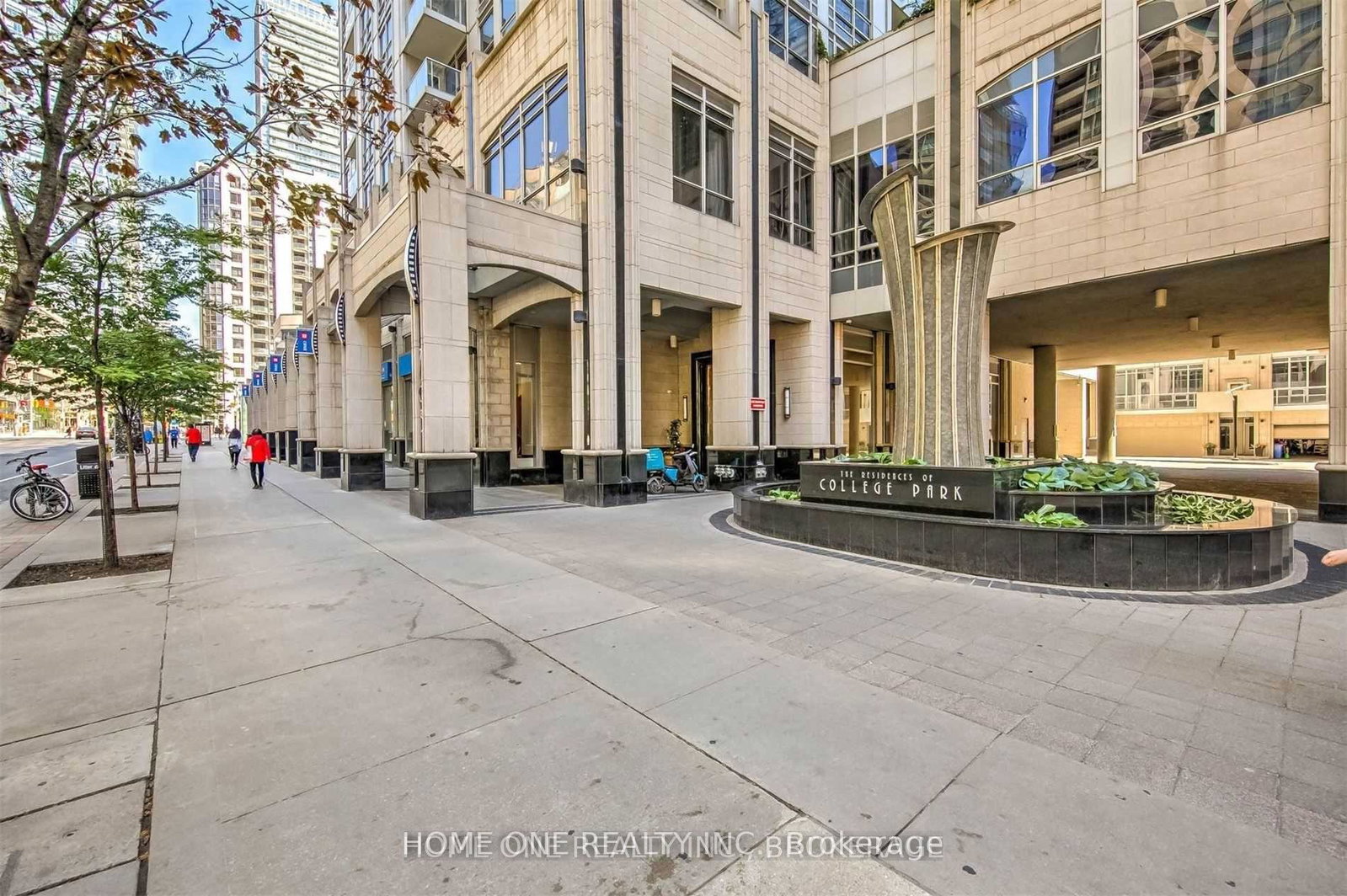 761-bay-street-toronto-toronto-ontario-c13823092