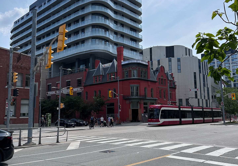 425-front-street-e-toronto-toronto-ontario-c13823476