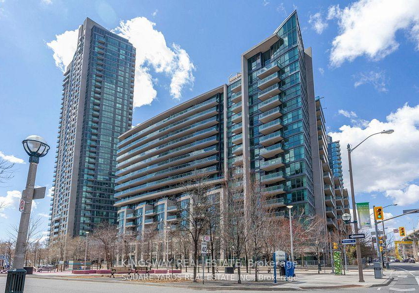 209-fort-york-boulevard-toronto-toronto-ontario-c13823596