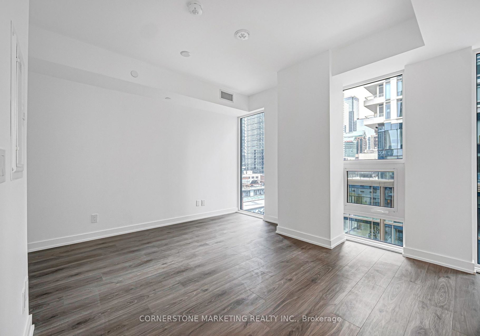 100-queen-street-e-toronto-toronto-ontario-c13824198