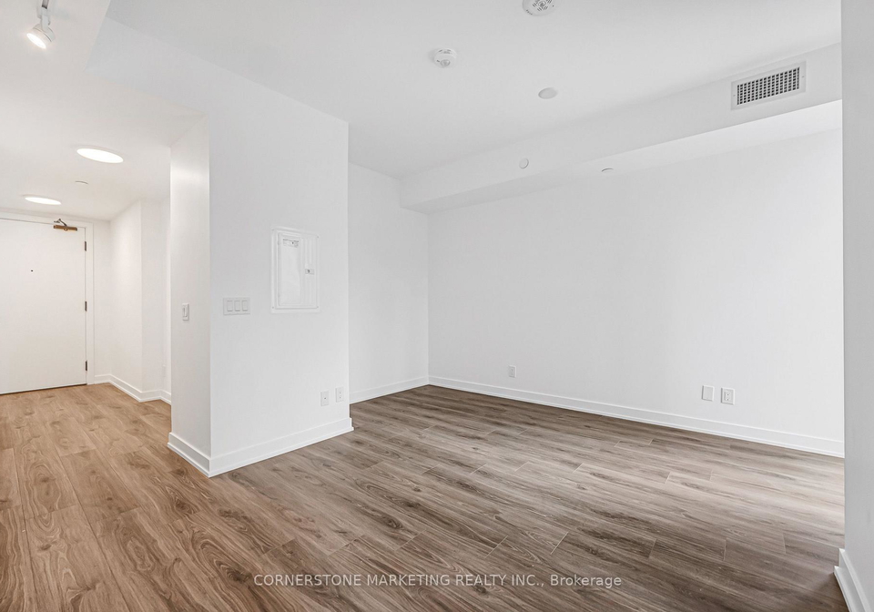 100-queen-street-e-toronto-toronto-ontario-c13824198