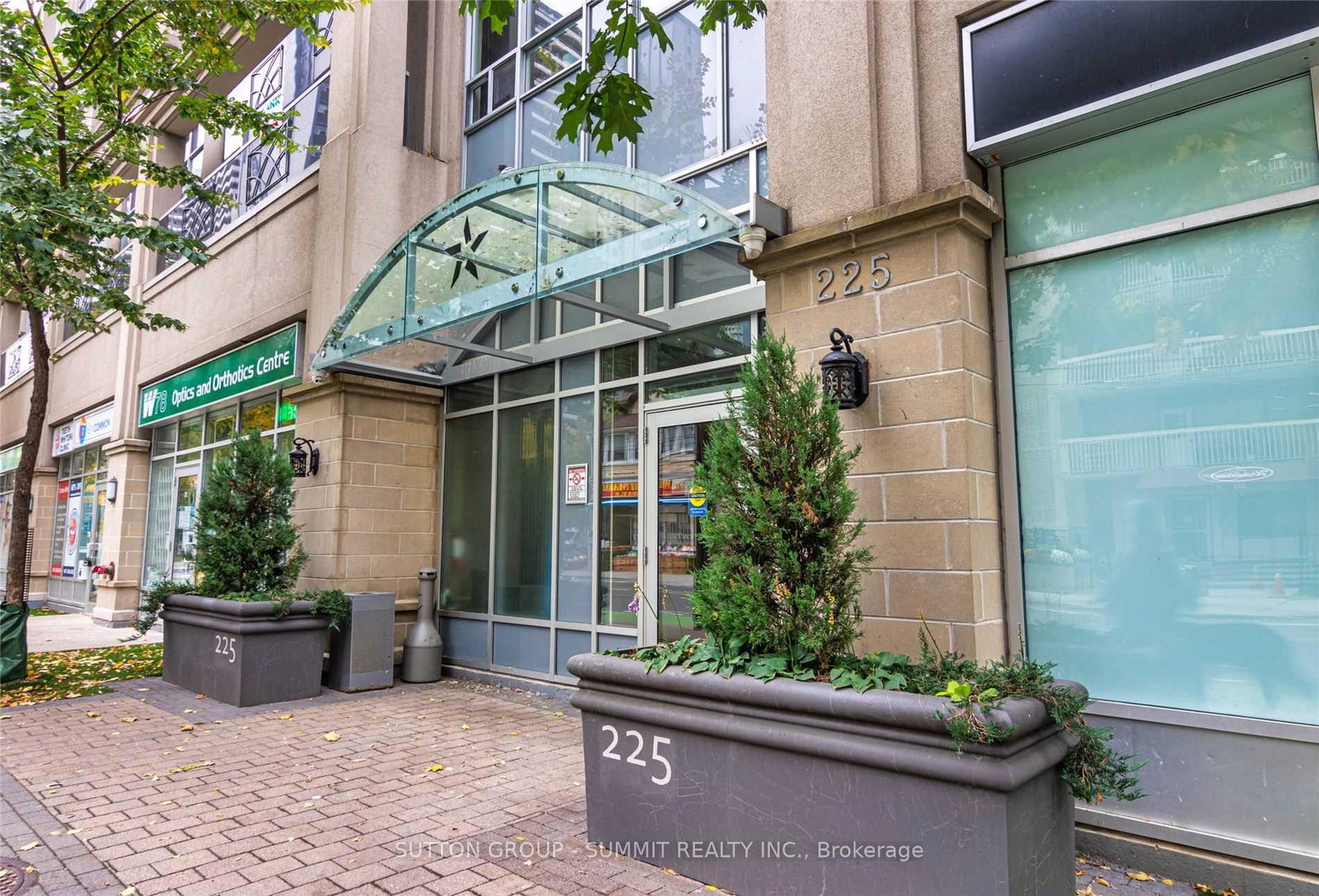 225-wellesley-street-e-toronto-toronto-ontario-c13825388