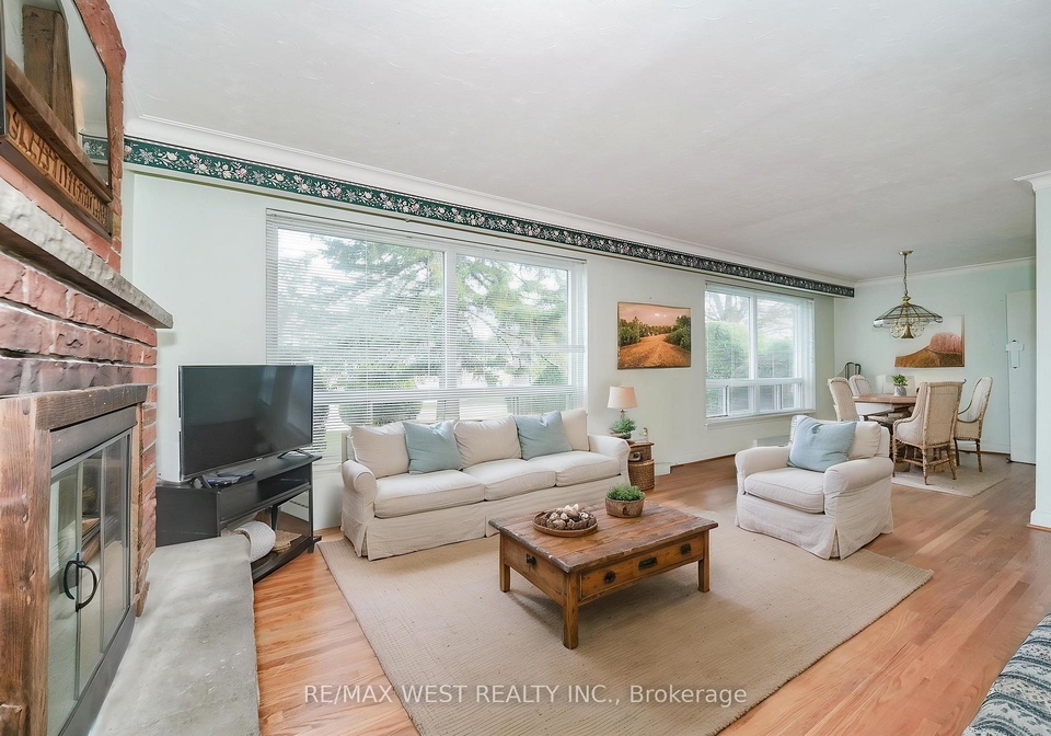 215-acton-avenue-toronto-toronto-ontario-c13825548
